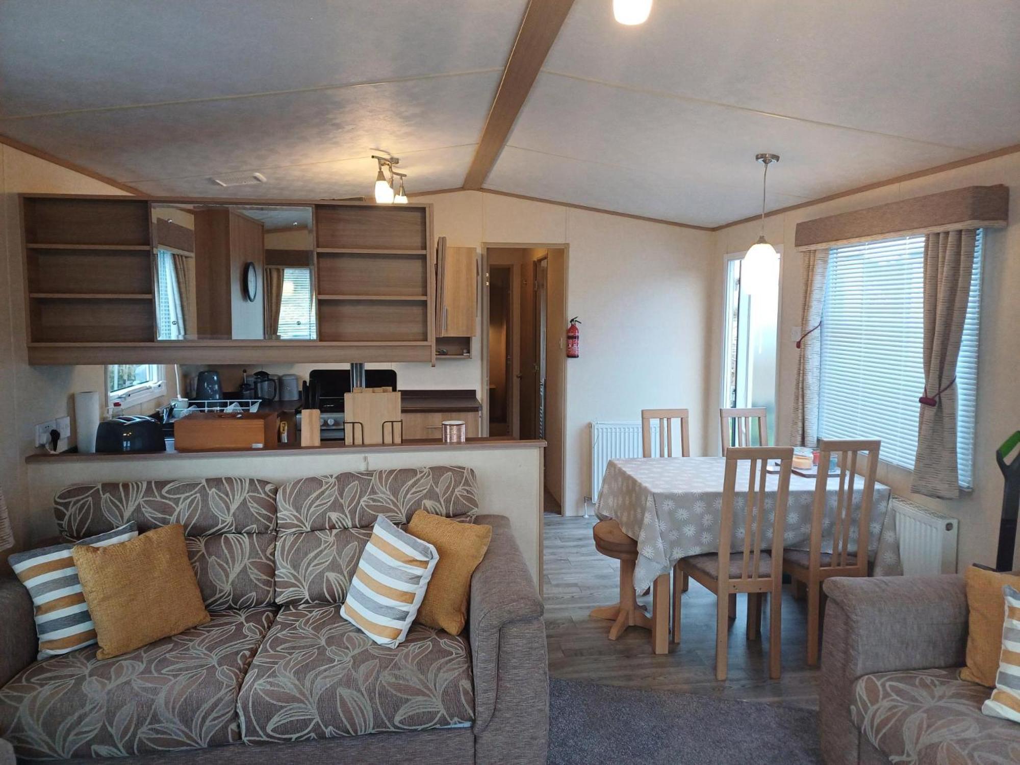 The Highlander Apartment เทน ภายนอก รูปภาพ